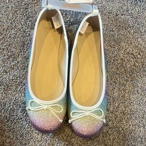 Gymboree sparkling flat girls shoes. Size 4